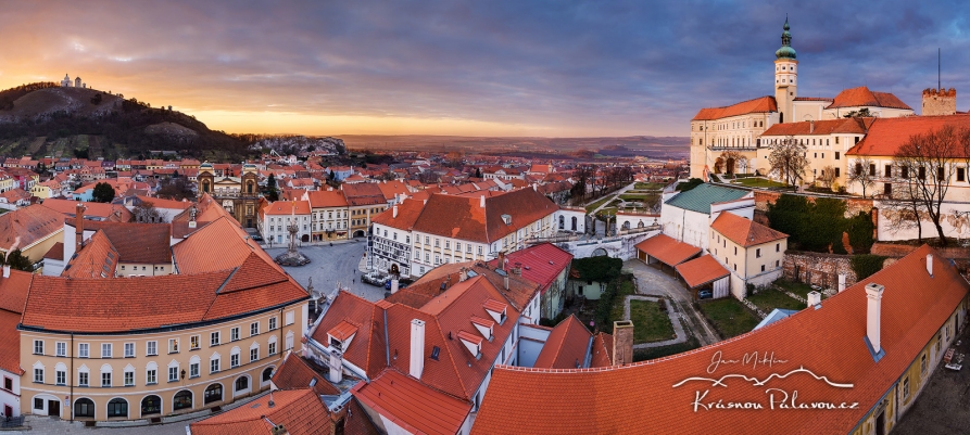 Mikulov z kostelní věžě